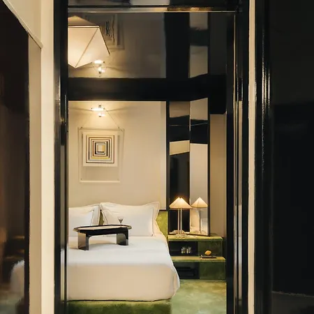 Chateau D'eau Hotel