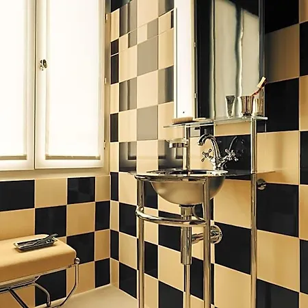 Hotel Chateau D'eau Paris