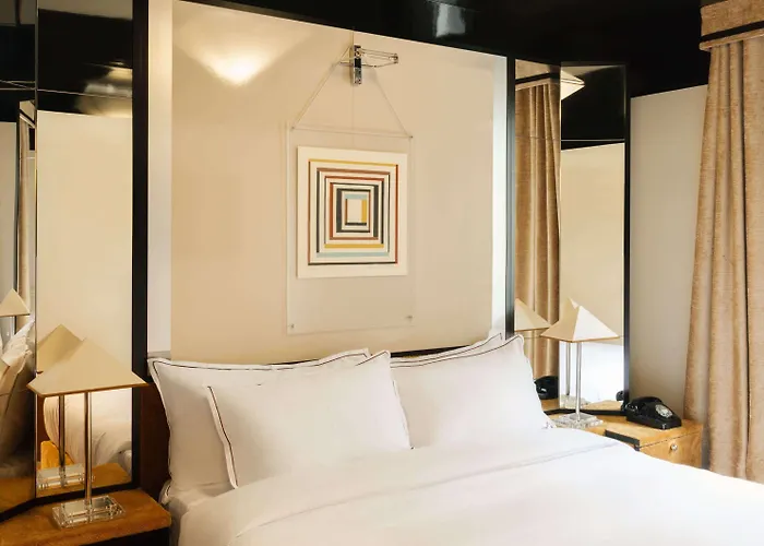 Hotel Château D'eau 4*